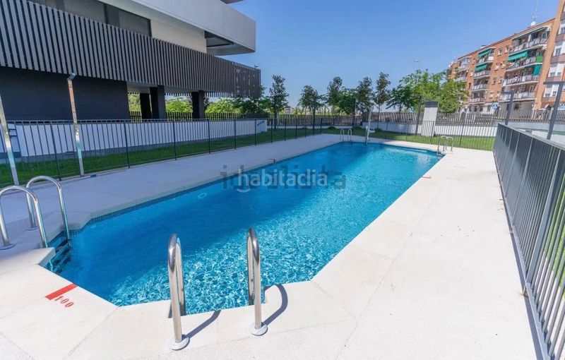 Foto 35b74c67-5463-41b4-a462-c70fc4a75bd9. Lloguer pis amb calefacció aparcament piscina a Valdeacederas Madrid