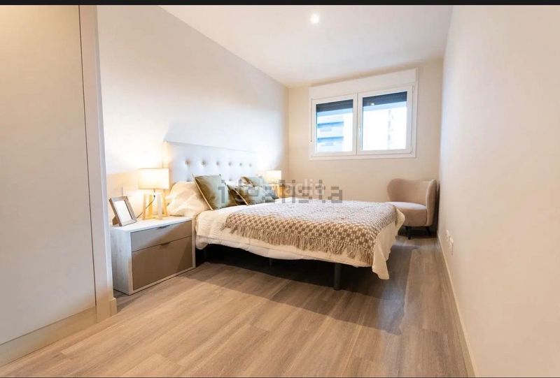 Foto 8b9b65b5-6ad0-40ef-a3df-8310cd03a202. Rent flat with heating parking pool in Valdeacederas Madrid