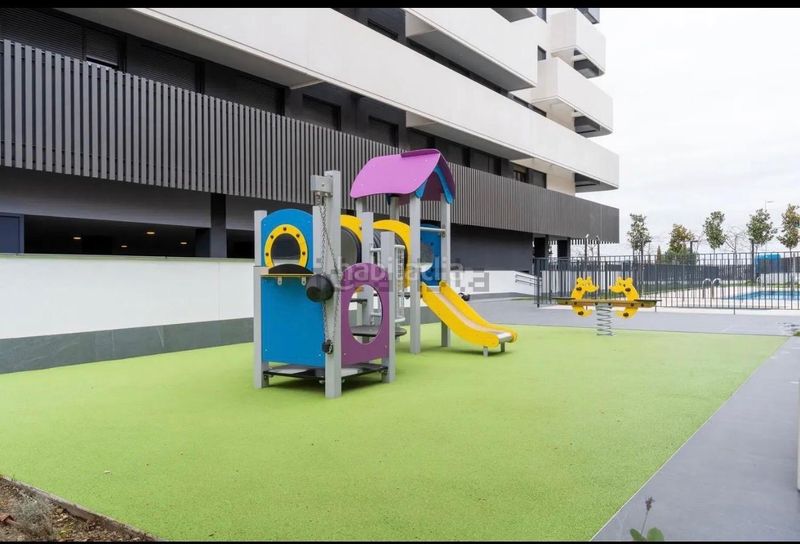 Foto b01690f3-e6cb-4ec9-b5b2-a76118d16448. Rent flat with heating parking pool in Valdeacederas Madrid