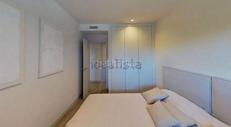 Foto bd91e878-1153-4a30-9f3d-e058c630f8f7. Rent flat with heating parking pool in Valdeacederas Madrid