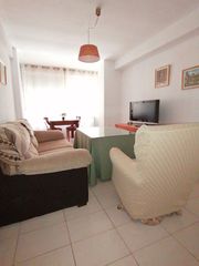 Miete Etagenwohnung in Calle ruiseñor 7. Piso amueblado barrio de los pajaritos