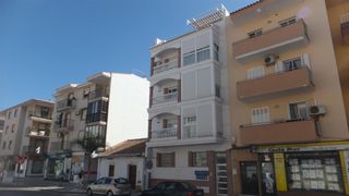 Pis  Cr el morche 103. es:1. pl:00. pta:a.. edif mar alegre ii norte. Vivienda en venta en torrox