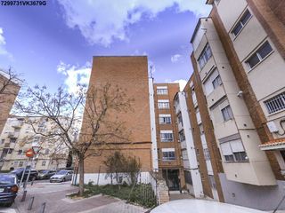 Appartement à Calle Atlético de Madrid nº 27, piso 2ª derecha,