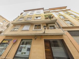 Pis  Calle refugio, 10. Vivienda en venta en zaragoza