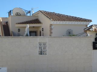 Pis a CALLE AINHOA ARTETA Nº 27