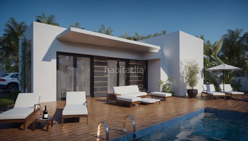 Foto 70a2a7ad-7b73-4e36-8035-e12f3a4769e6. Casa amb aparcament piscina a Benijófar