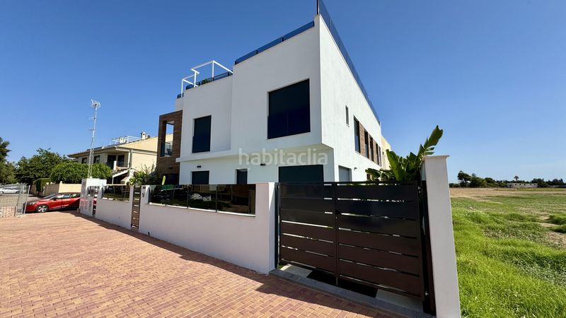 Foto b01d04a1-6759-4900-920a-4f0fbf2b2c43. Casa amb aparcament piscina a Los Cuarteros San Pedro del Pinatar