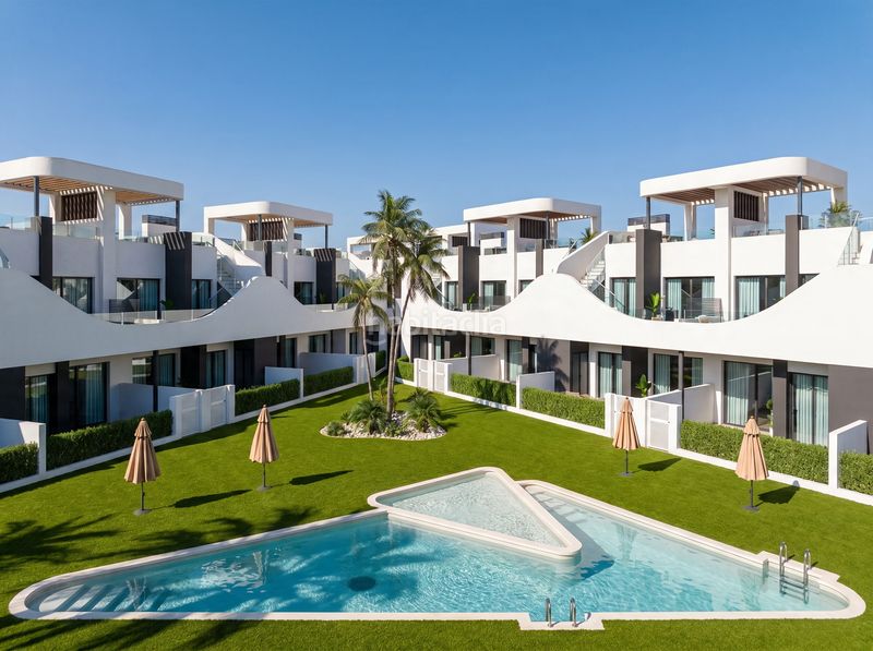 Foto a85086af-dc03-438f-b33f-add65de89cfc. Casa bungalow alto en San Fulgencio