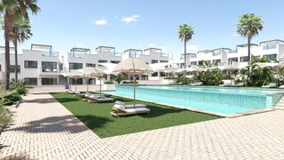 House  Calle zv 54. Bungalow bajo de 160 m en torrevieja