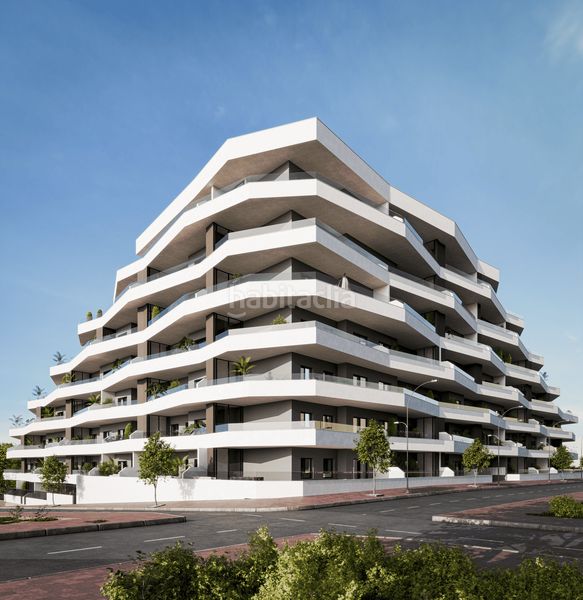 Foto c480842e-fa18-4a87-8c22-2f2038ca5ea2. Apartament amb aparcament piscina a San Miguel de Salinas