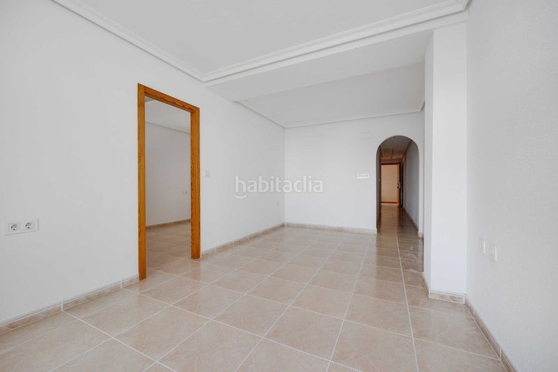 Foto f775f83e-f2b8-4193-9fe6-1732389f7526. Piano terra con parcheggio piscina in San Fulgencio