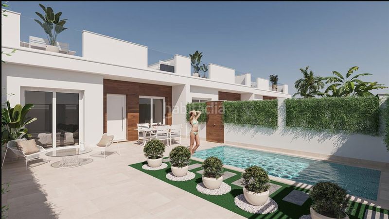 Foto b2412e2b-f272-4589-a137-72111d159e15. Casa adossada amb aparcament piscina a San Javier San Javier