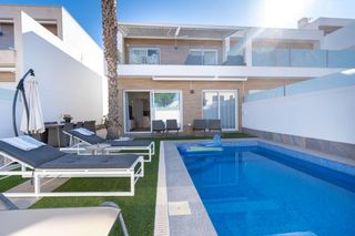 Haus in Calle Pintor Julio Romero de Torres