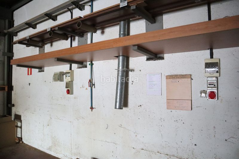 Foto e7c1574c-32ed-48bd-bd2e-6fbebc4aaeca. Nau industrial a Erandio