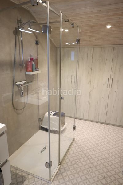 Foto f6c6c62d-d23c-43ed-a56c-ae0308563d94. Piso en Barrio de Uribarri Bilbao