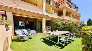 Location Rez-de-chaussée  Urbanización los flamingos 7b. Apartamento con jardín y vistas al mar