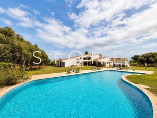 Chalet in Trebalúger. Villa con piscina y gran parcela