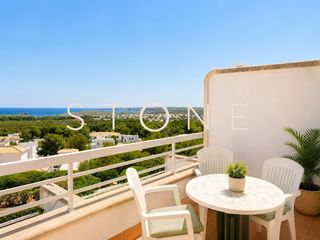 Appartamento in Coves Noves. Apartamento con vistas al mar y gran terraza en coves noves