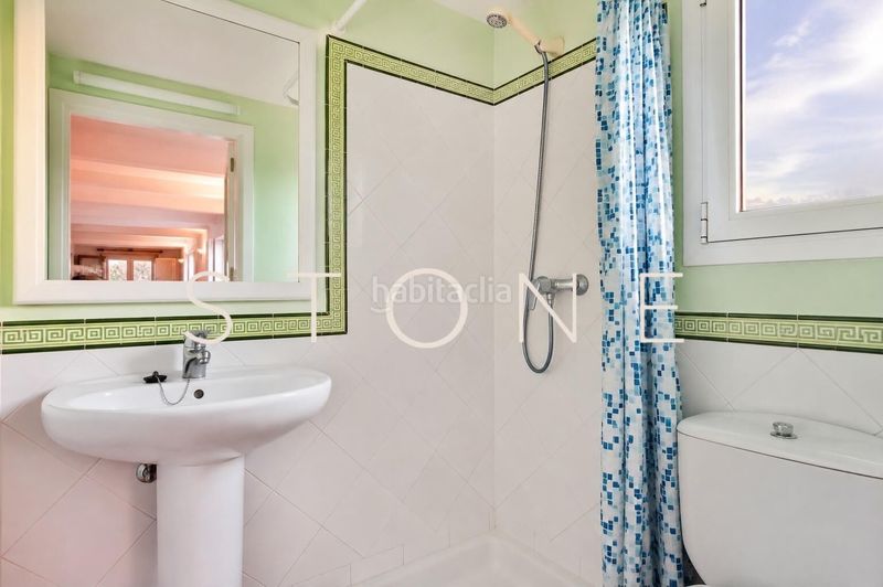 Foto 094e3937-a6b0-4b66-8613-07b38aed89ba. Casa amb calefacció aparcament piscina a Cala en Blanes Ciutadella de Menorca