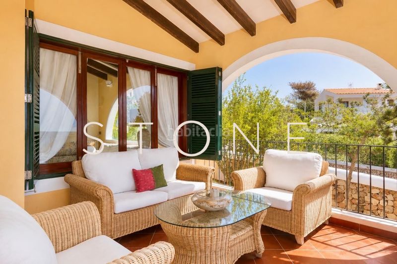 Foto 2dfa92fa-7690-4d33-a979-b1a9085e496e. Casa amb calefacció aparcament piscina a Cala en Blanes Ciutadella de Menorca