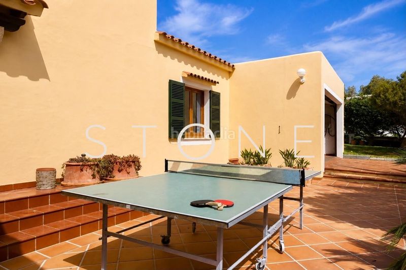 Foto 5c411cc1-2354-4e8c-a32f-f6b4930e95ef. Casa amb calefacció aparcament piscina a Cala en Blanes Ciutadella de Menorca
