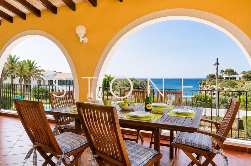 Foto 83452c74-d87b-4517-b5c0-6fdcecc8a093. Casa amb calefacció aparcament piscina a Cala en Blanes Ciutadella de Menorca