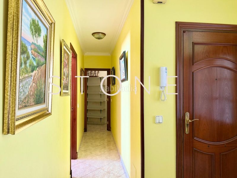 Foto f8a624fc-4d5e-4e9d-946b-845ec62ab896. Piso  con terraza en Alaior poble Alaior