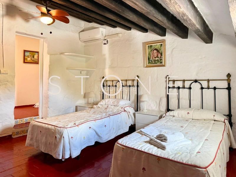 Foto f1a34e21-d533-46b2-928e-37d6630eea16. Casa con parcheggio piscina in Trebalúger Es Castell