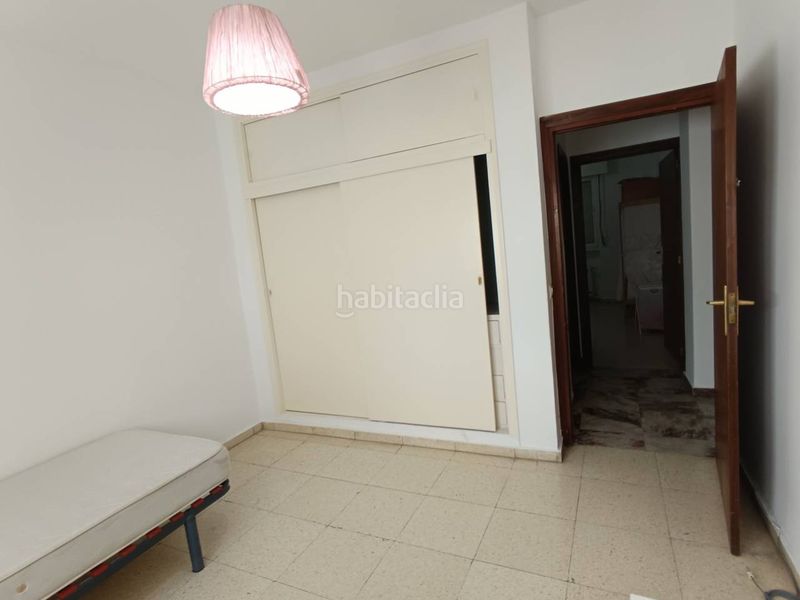 Foto 025df248-615a-4be6-809c-82e0be78d745. Lloguer pis a sector sur - la palmera - reina mercedes Sevilla