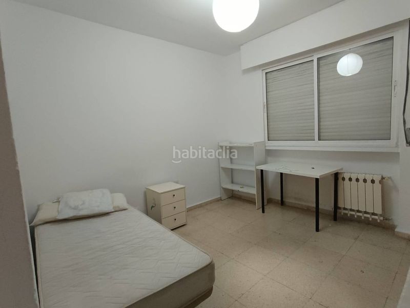 Foto 777f0003-e080-4d64-96c3-15cbfb7ba48f. Lloguer pis a sector sur - la palmera - reina mercedes Sevilla