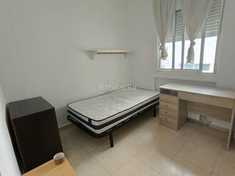 Foto 9aaa70a6-f2b5-40ef-ad44-6a5d70f5818c. Lloguer pis a sector sur - la palmera - reina mercedes Sevilla