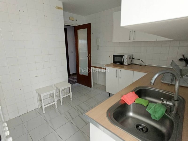 Foto a85445c9-b6c1-4385-90b0-d996ed2f17dd. Rent flat in sector sur - la palmera - reina mercedes Sevilla