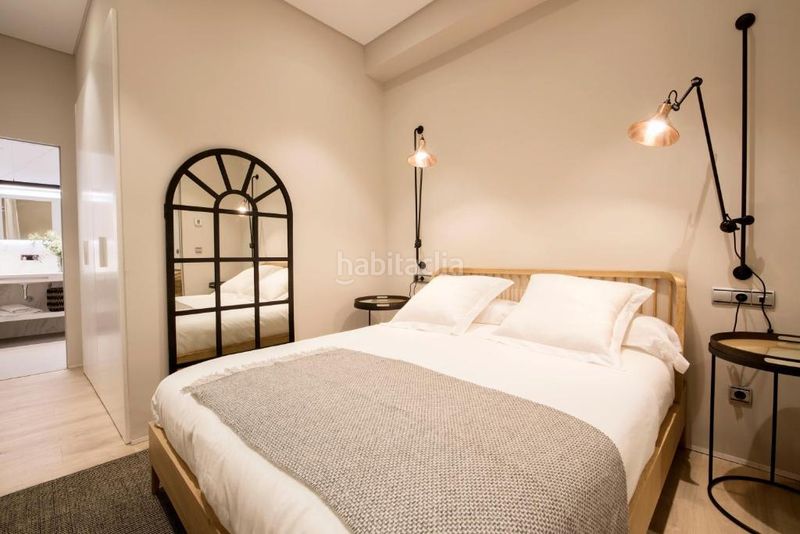 Foto 42f861a6-9d99-4abf-85aa-7687786779b6. Miete etagenwohnung in calle jáudenes 2 in Centro - Sagrario Granada