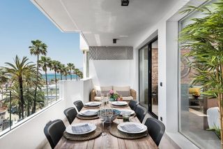 Miete Etagenwohnung in Avenida duque de ahumada 3. Elegante apartamento de 2 dormitorios en una ubicación exclusiva