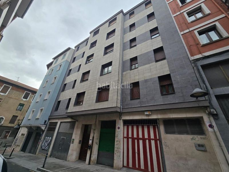 Foto 25057e6b-7ef8-4981-bf8f-dd4aaf4d87e6. Appartement dans calle florian tolosa 1 dans Kalero-Basozelai Basauri