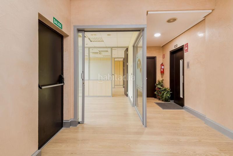 Foto 4f878c4c-b2b6-40fb-804b-5a596d708990. Chalet en Zona Indautxu Bilbao