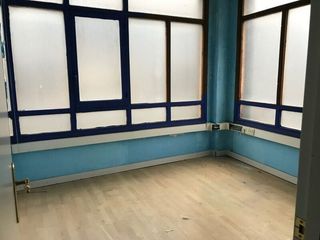 Local Comercial a Calle Aita Larramendi 2