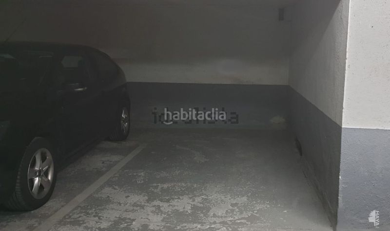 Foto fa4843ac-1ce3-4a34-a76e-c4898ae2b3aa. Aparcament cotxe a calle alluitz 1 a Durango