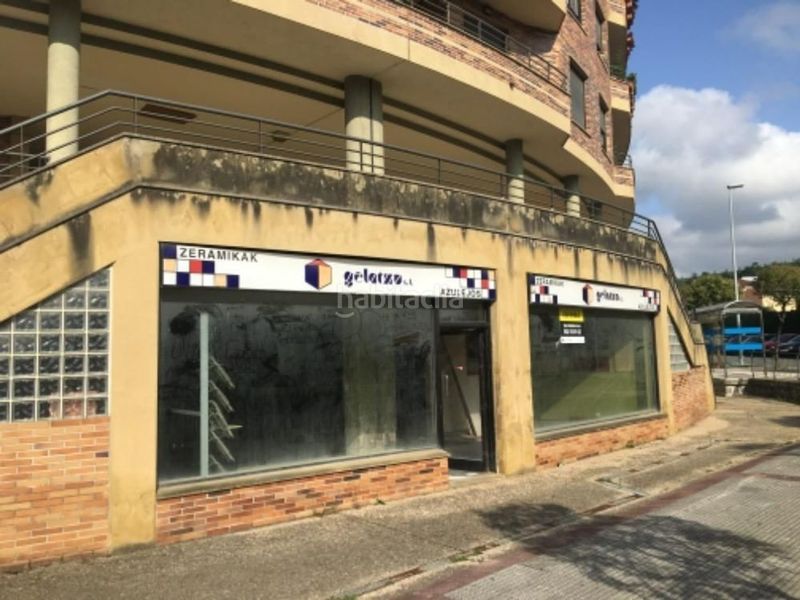 Foto f4d7fe19-09d7-4cac-9c20-a26d7b9111e6. Local comercial en calle marieluts 8 en Hernani