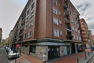 Local Comercial a Calle de Arteagabeitia 19