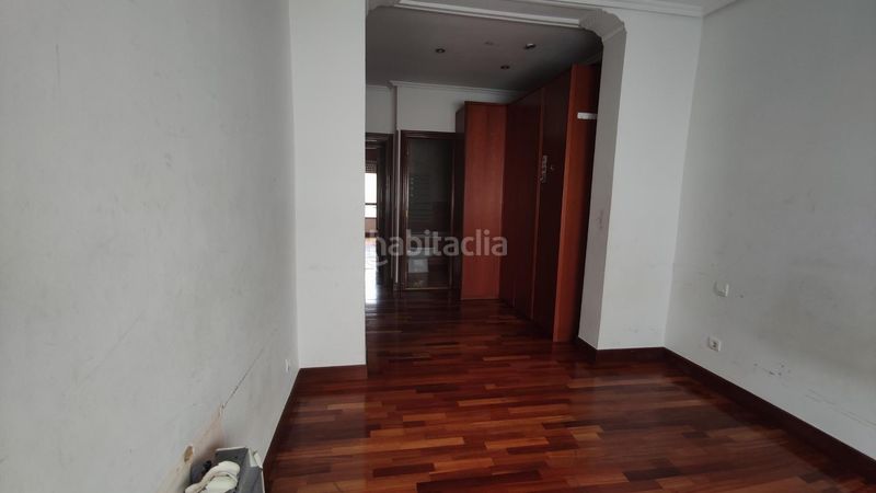 Foto 394b2a5b-3b62-49ec-ad06-4731bd341a18. Piso en calle portu 7 en Centro Barakaldo