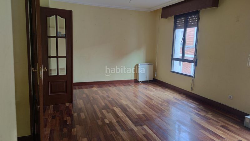 Foto b0e38c4d-eef5-405a-8d23-b29f92f2d620. Piso en calle portu 7 en Centro Barakaldo
