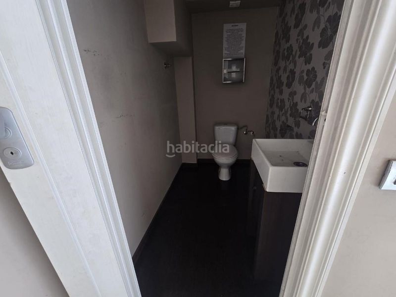 Foto fd55d0e8-d4ae-43f2-885e-0855cd4b76f4. Local commercial dans calle luis bilbao libano 32 dans Leioa