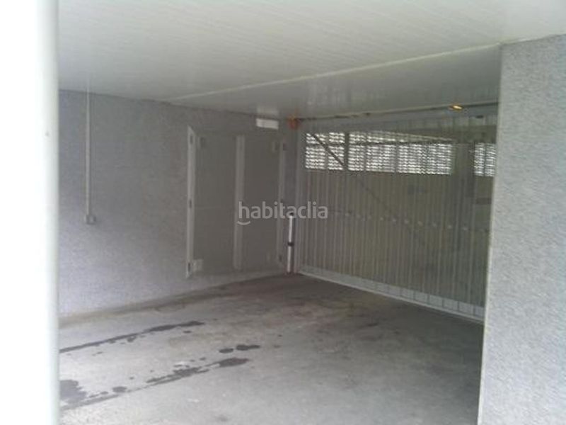 Foto 3a8a52b6-5a18-44eb-a85f-9c89372d4f76. Parking coche en Aia
