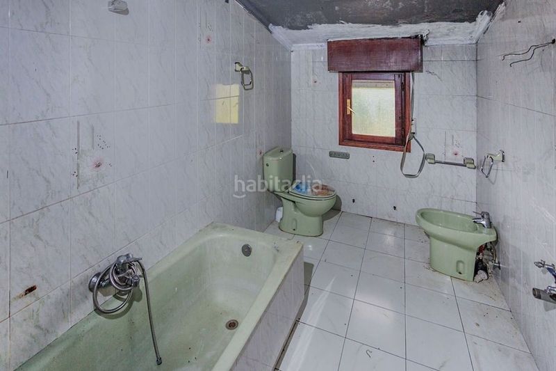 Foto 54be6d9c-ce2d-41a9-856f-5a7a9cb91d80. Chalet en barrio las torcachas 12 en Carranza