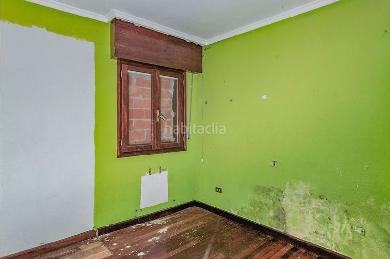 Foto 4214f811-e44e-4315-993f-c6f738615803. Chalet in barrio las torcachas 12 in Carranza