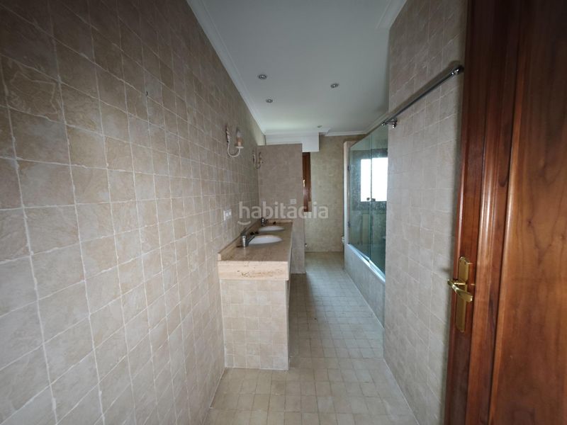 Foto a4d22e7b-94db-45cc-bdf3-087b9dd3c377. Chalet en calle de añureta 11 en Zuia