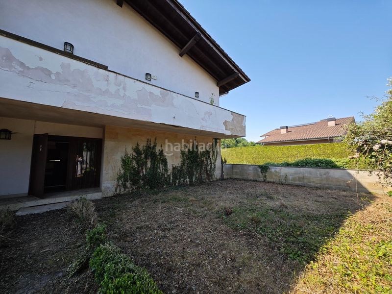 Foto e8a51705-63f5-41c2-93dc-cb03e64795e3. Chalet en calle de añureta 11 en Zuia