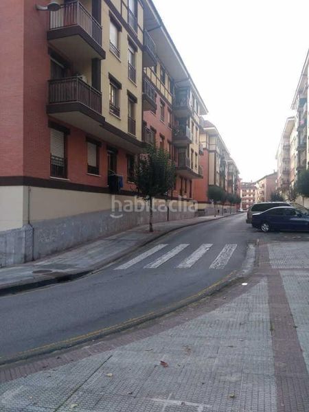 Foto 7250fb73-7c8a-44c6-9315-575d6e17a3e5. Car parking in Berriz