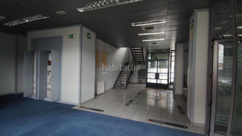Foto 5f0c0750-d6e8-40d7-89e5-ac919a08af89. Local comercial en calle de nerbioi 1 en Llodio